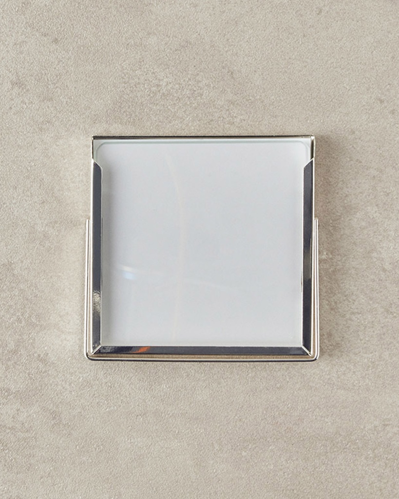 Felicita Frame Timeless