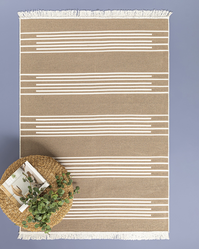 Trendy Puedo Woven Rug Timeless