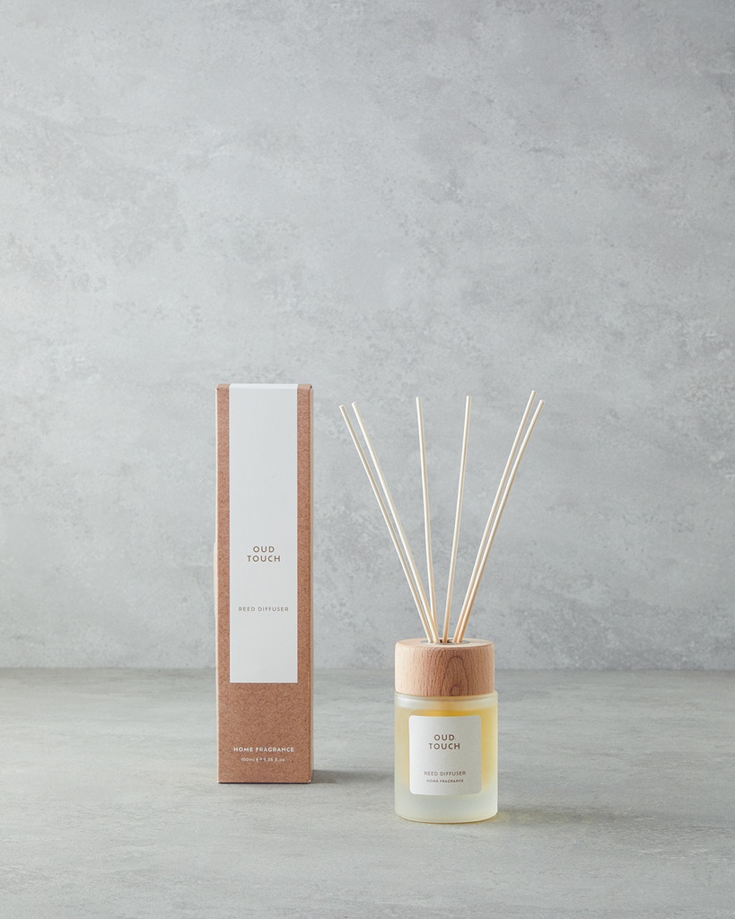 Oud Touch Reed Diffuser Pharma
